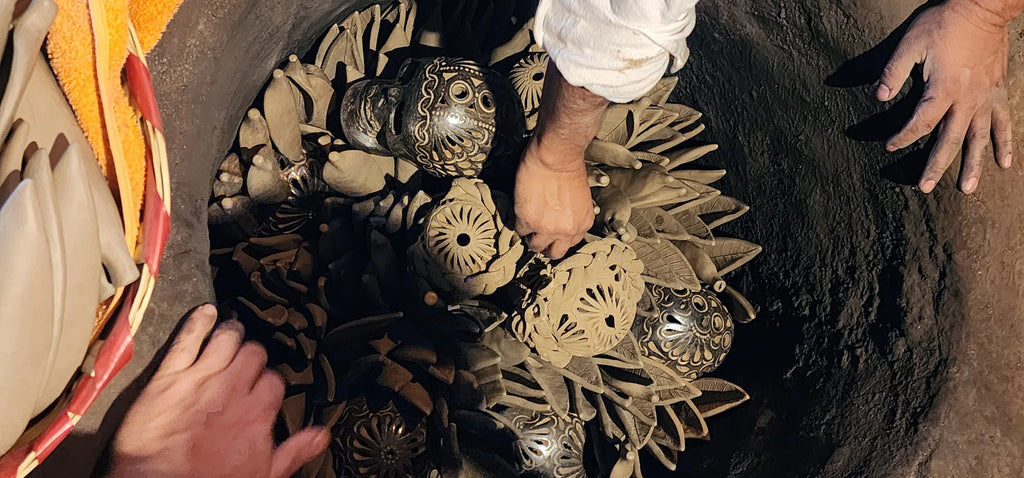 Oaxacan Barro Negro Leaf Incense Stick Holder — Handcrafted Zapotec Pottery