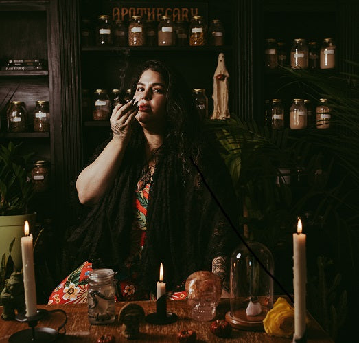 Brujería por Juliet Díaz | Libro en Español de Magia, Rituales, Ancestros y Espiritualidad