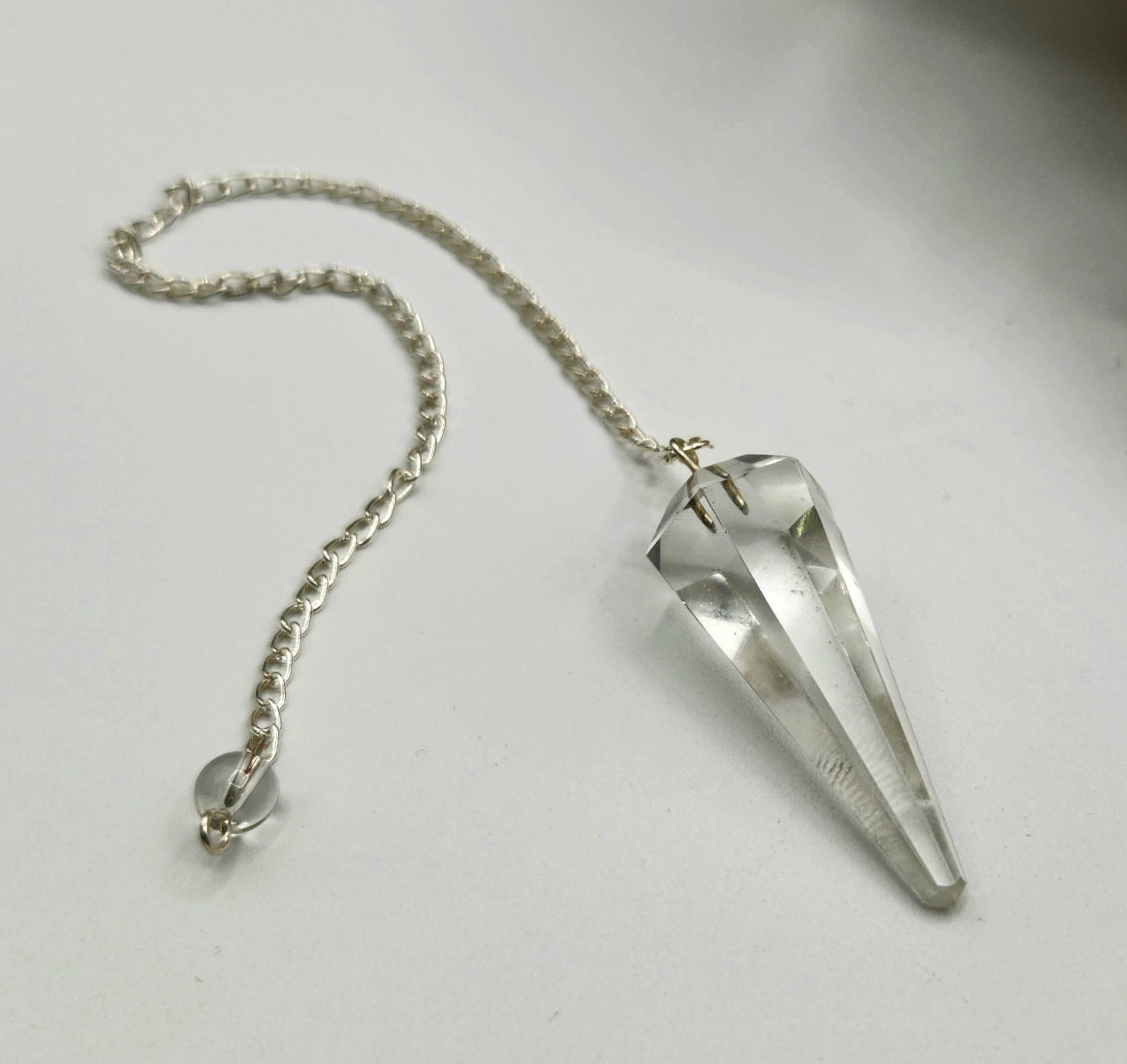 Clear Quartz Pendulum — Clarity, Amplification & Universal Energy Divination Tool